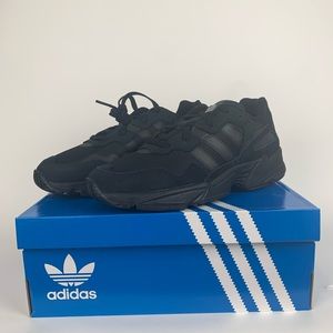 Adidas Yung-96 Triple Black Mens Shoe Size 9